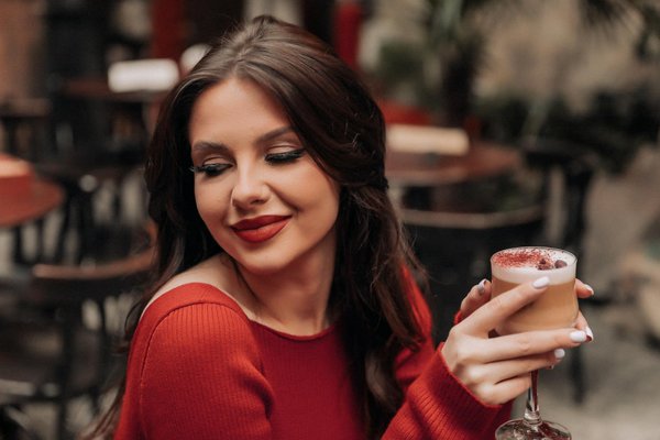 Que signifient les différents symboles gravés sur les bagues pour couple ?