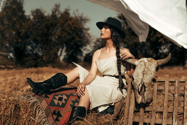 Découvrez le style vestimentaire western avec le chapeau de cowboy