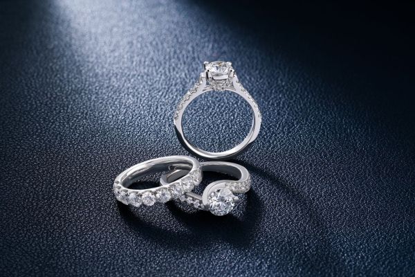 Quelles sont les particularités d'une vraie bague en diamant ?